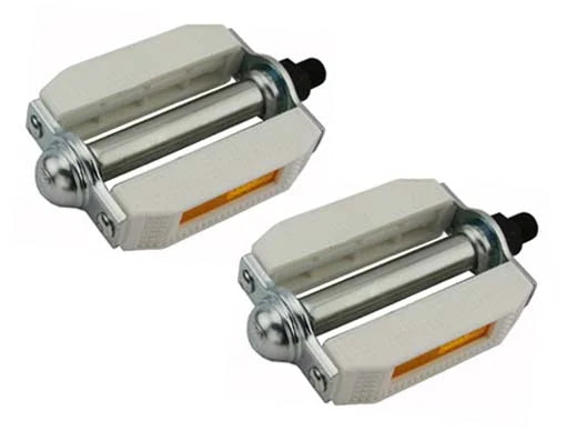 Pvc Pedals 1/2" White/Chrome Bike Pedals I41818